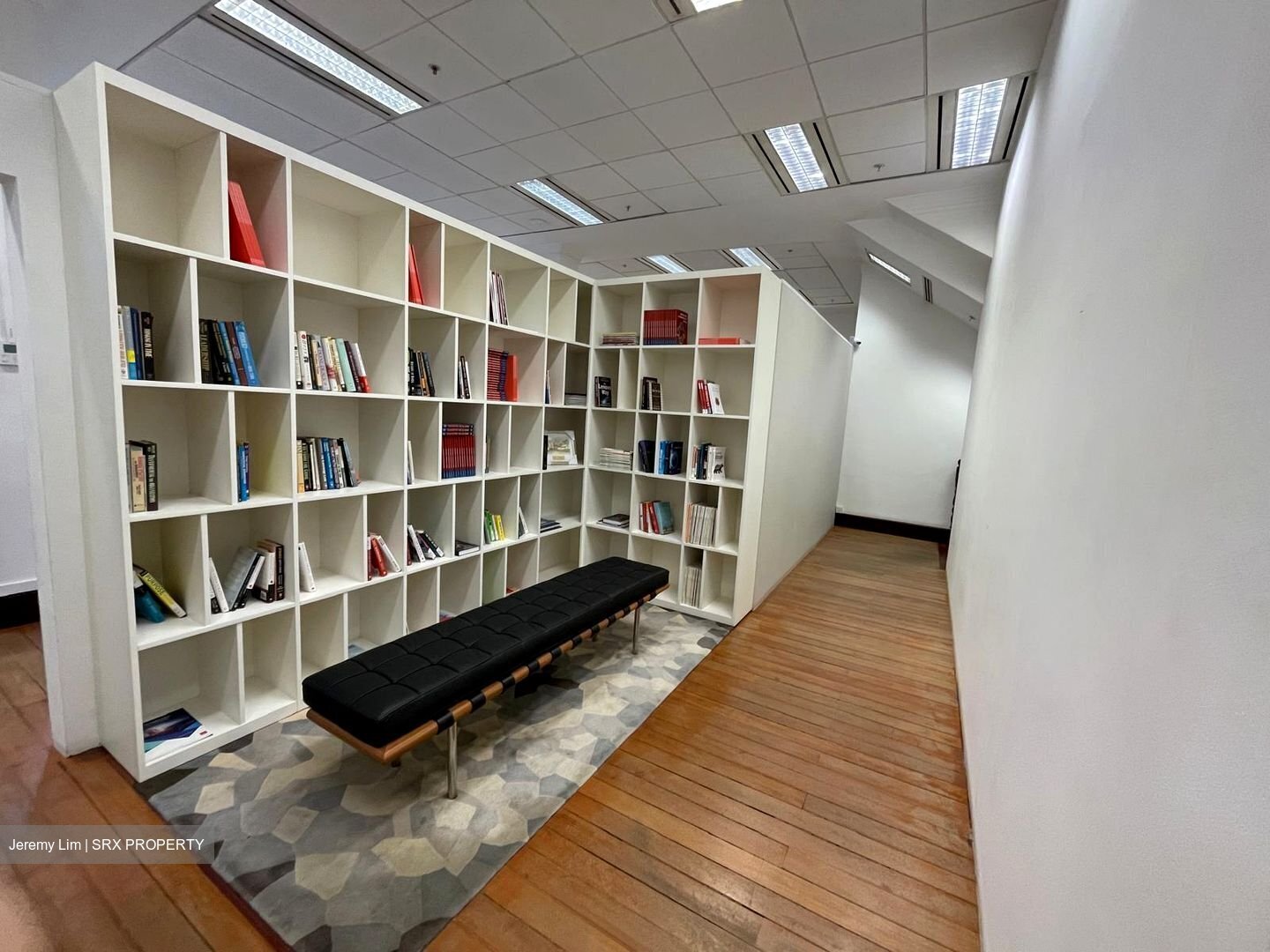 Capital Square (D1), Office #437339351